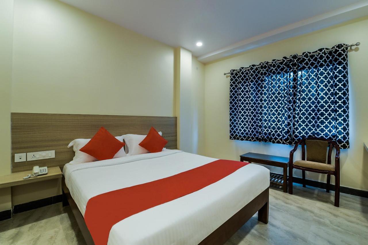 The Elite Inn فيساخاباتنام المظهر الخارجي الصورة